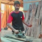 ৪৫ বছর বয়সে এসএসসি পাস করে দৃষ্টান্ত স্থাপন করলেন চাঁপাইনবাবগঞ্জের কাঠমিস্ত্রি নাসিমুল