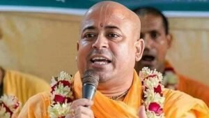 প্রেক্ষাপট: দুই মামলায় জামিন পেলেন চিন্ময় কৃষ্ণ দাস