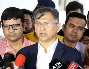 বেনজীর আহমেদের কাছে একাধিক দেশের পাসপোর্ট থাকতে পারে: স্বরাষ্ট্রমন্ত্রী