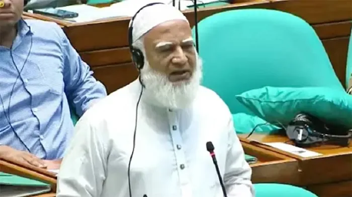 সংসদে স্বরাষ্ট্রমন্ত্রীর আচরণে ক্ষুব্ধ বিরোধী দলীয় নেতা, চাইলেন বক্তব্য এক্সপাঞ্জ করার দাবি
