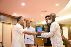 শহীদ ও গুমের শিকার পরিবারের পাশে সরকার: প্রধানমন্ত্রী তারেক রহমান