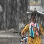 ঢাকাসহ দেশের আট বিভাগেই মাঝারি থেকে ভারি বর্ষণের পূর্বাভাস