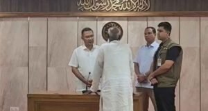গুম ও জুলাই অভ্যুত্থানে শহীদ পরিবারের ৭৪ সদস্যকে চাকরির নিয়োগপত্র দিলেন প্রধানমন্ত্রী