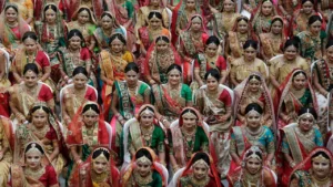 মধ্যপ্রদেশে গণবিয়ের নামে প্রতারণা: কনের অপেক্ষায় মন্দিরে বসে রইলেন ৪০ বর