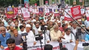 আন্তর্জাতিক গুম প্রতিরোধ দিবস: স্পিকারের কাছে ১১ দলীয় জোটের স্মারকলিপি