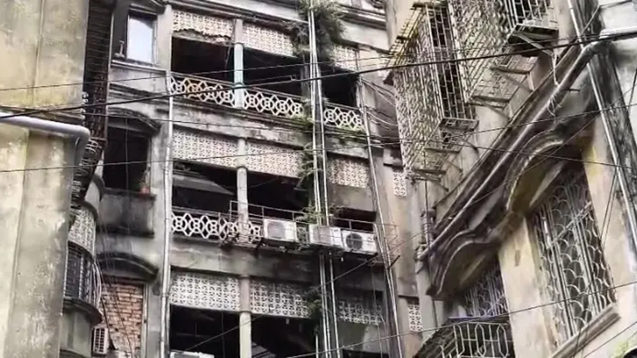কলকাতার হোটেলে অগ্নিকাণ্ড: নিহত পাঁচ বাংলাদেশির পরিচয় শনাক্ত