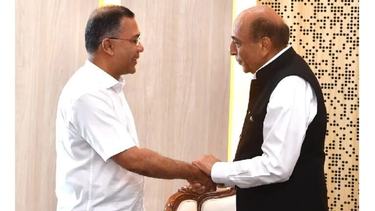 সচিবালয়ে প্রধানমন্ত্রীর সঙ্গে ভারতীয় হাইকমিশনারের বৈঠক অনুষ্ঠিত