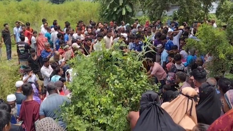 মাদারীপুরের শিবচরে অজ্ঞাত পরিচয় তরুণীর মৃত অবস্থায় পাওয়ার ঘটনায়, তদন্তে পুলিশ
