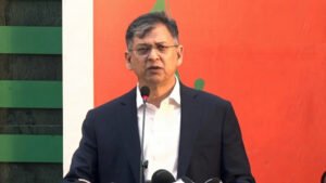 দিল্লিতে বসে শেখ হাসিনার রাজনৈতিক তৎপরতা, দায় ভারত এড়াতে পারে না: স্বরাষ্ট্রমন্ত্রী