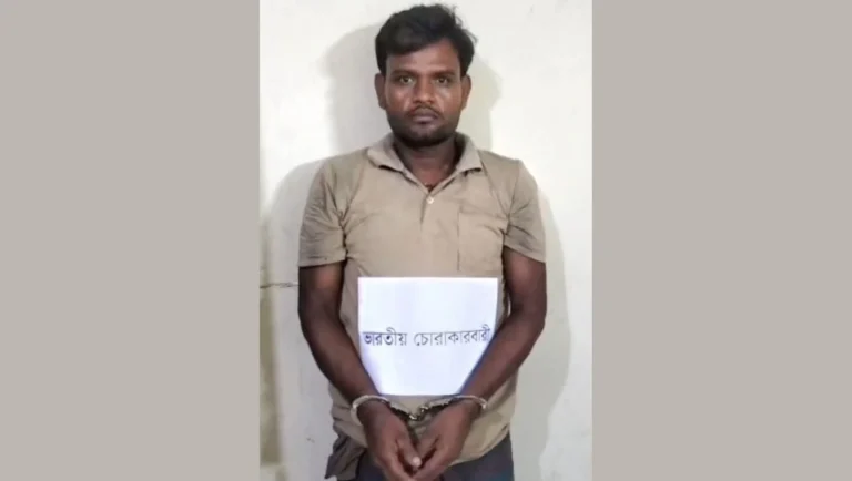 মৌলভীবাজারের বড়লেখা সীমান্তে বিজিবির সাথে গোলাগুলি, অস্ত্র ও ইয়াবাসহ ভারতীয় চোরাকারবারি আটক