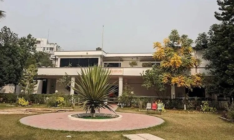 প্রেক্ষাপট: ২০০ টাকায় রাতযাপন, তবুও প্রবাসীরা যান না ওয়েজ আর্নার্স সেন্টারে