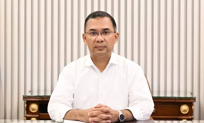 সংসদে প্রধানমন্ত্রীর সাদামাটা জীবনযাপনের প্রশংসা বিরোধীদলীয় নেতার, খাবারের আমন্ত্রণ