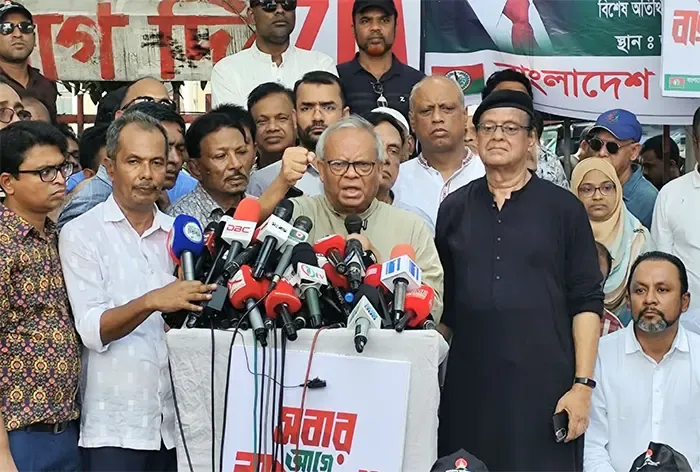 শেখ হাসিনাকে আশ্রয় দিয়ে ভারত ষড়যন্ত্র করছে: রিজভী