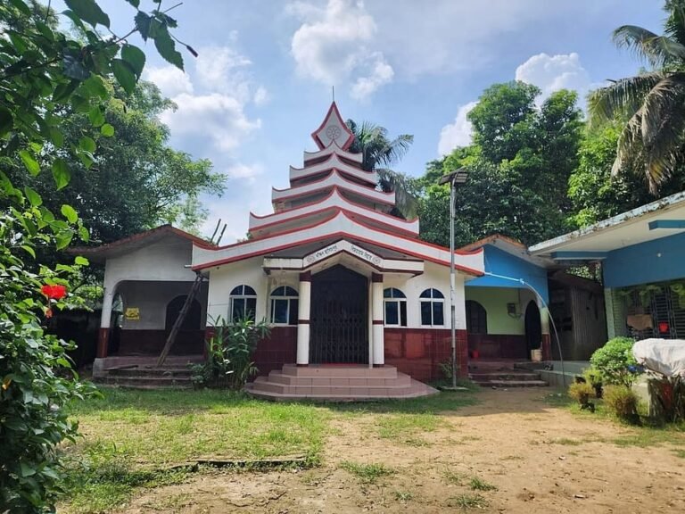 চন্দনাইশে বৌদ্ধবিহারে সম্পদ সংক্রান্ত ঘটনায়: ভিক্ষুকে জিম্মি করে মালামাল লুট