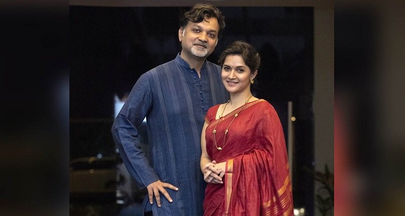 মিথিলার সঙ্গে সম্পর্কের ইতিটানার ইঙ্গিত দিলেন সৃজিত মুখোপাধ্যায়