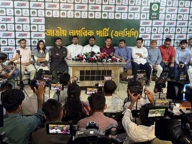 চট্টগ্রাম অভিমুখে লংমার্চ: গাড়ির সংখ্যা কমিয়ে ১ হাজারে নামাল জাতীয় নাগরিক পার্টি