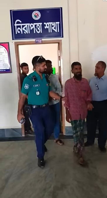 পানির দাবিতে সিটি করপোরেশনে গিয়ে আটক ৬ যুবক, ভাঙচুরের অভিযোগ