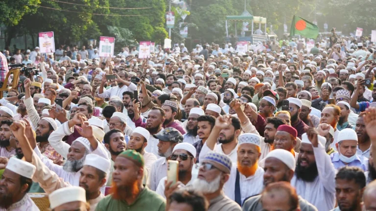 আট দফা দাবিতে ঢাকা-রংপুর লংমার্চ শুরু