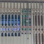 হাইমচরে ভূমি অফিসে তালা: ১২টা পর্যন্ত সেবা মেলেনি