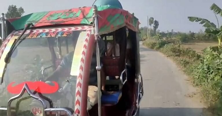 নওগাঁয় শেখ হাসিনার ফেরা নিয়ে মাইকিং, গ্রেপ্তার ২