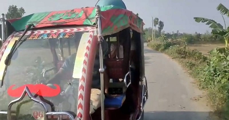 নওগাঁয় শেখ হাসিনার ফেরা নিয়ে মাইকিং, গ্রেপ্তার ২