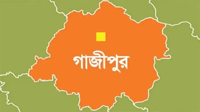 গাজীপুরে বেতন বৃদ্ধির দাবিতে শ্রমিকদের মহাসড়ক অবরোধ
