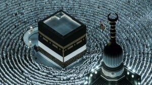 এক বছরে ৩ ঈদ ও ২ হজের বিরল সাক্ষী