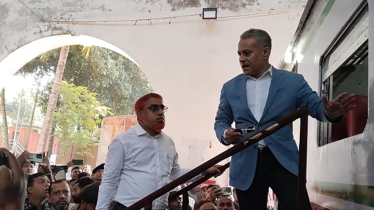 সৈয়দপুর রেল কারখানায় কাজের মান নিয়ে ক্ষুব্ধ রেলমন্ত্রী