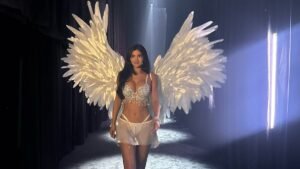 কাইলি জেনার ও ৬১৮ কোটি টাকার ফ্যান্টাসি ব্রা