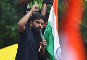 নতুন মিছিলের ডাক দিয়ে গ্রেপ্তারের আশঙ্কা অভিজিতের