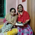 মায়ের হাত ধরে স্নাতকোত্তর, সংগ্রামের গল্প শোনালেন রাজিয়া