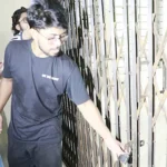 চুয়েট ভিসি ভবনে তালা ও বিদ্যুৎ সংযোগ বিচ্ছিন্ন