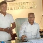 চুয়েটে প্রশাসনিক ভবনের তালা ভেঙে দায়িত্ব নিলেন নতুন উপাচার্য