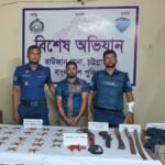 রাউজানে সন্ত্রাসীদের সঙ্গে পুলিশের গোলাগুলি: আহত ১২